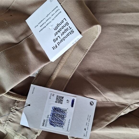 Nike NEW woven unlined utility sneaker pants size 32 cropped casual beige pant - Picture 4 of 5